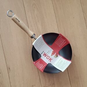 NWT Dexam Non Stick Carbon Steel Wok with Wood Handle, 20 cm